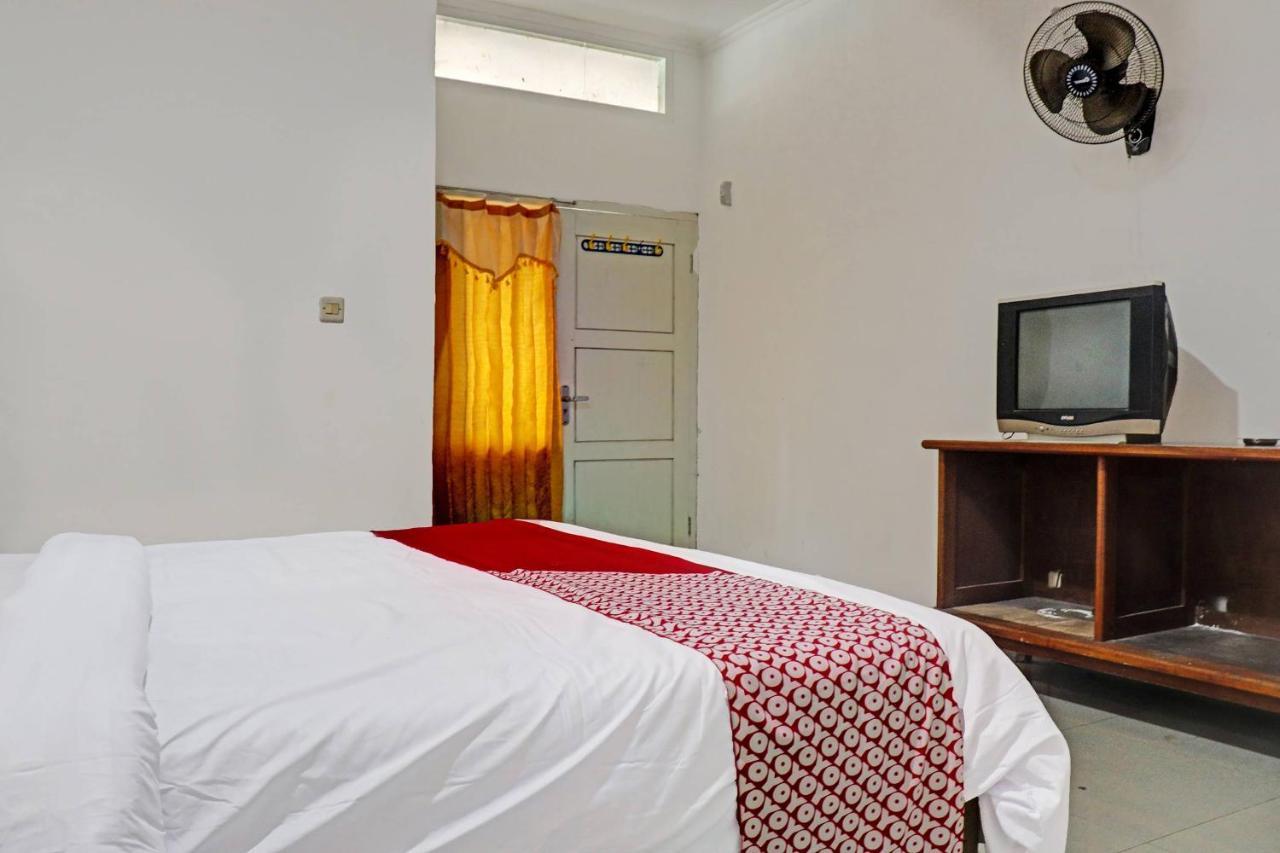 Oyo 90483 Homestay Permata Syariah Bangko Buitenkant foto