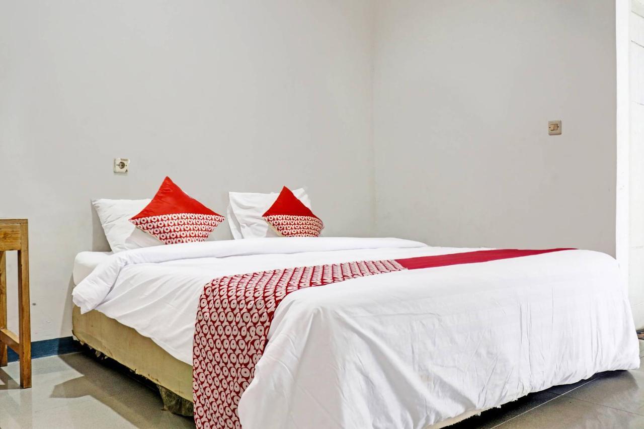 Oyo 90483 Homestay Permata Syariah Bangko Buitenkant foto